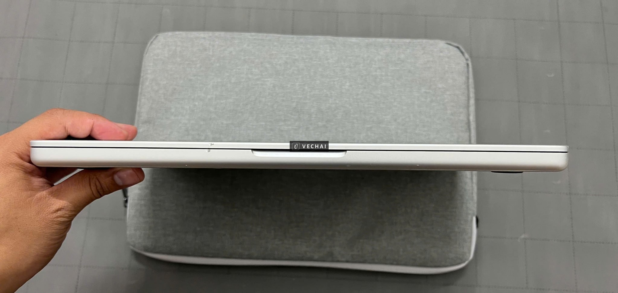 Bán Macbook Pro 14inh M1 Pro Gía Ngon