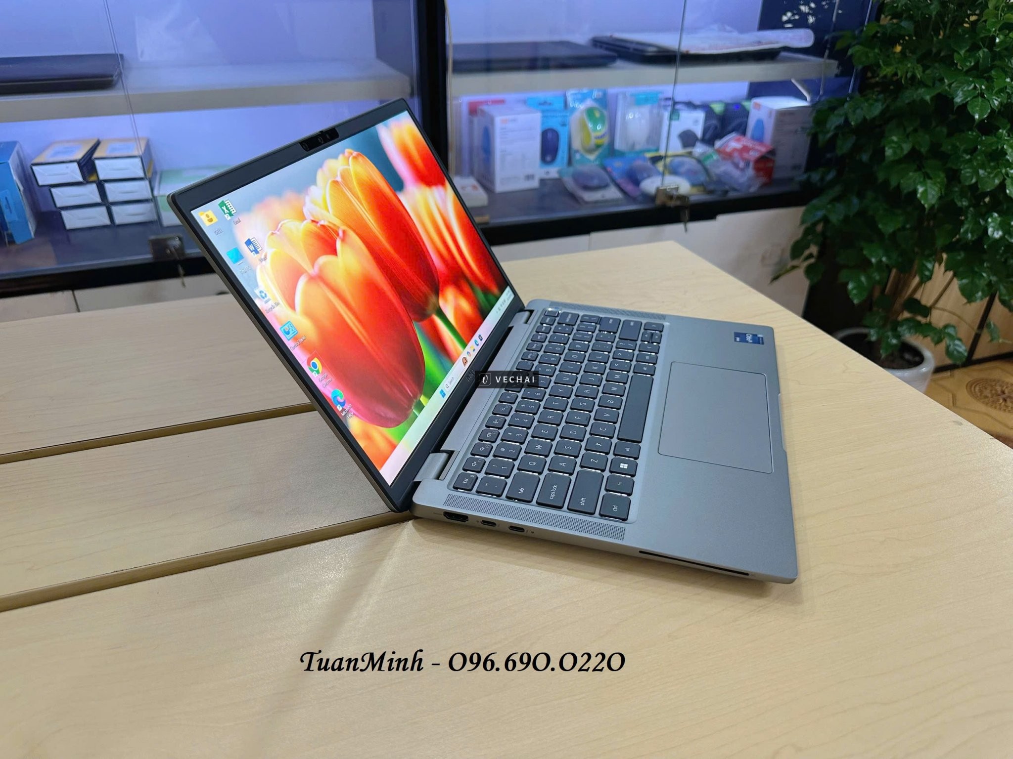 Dell Latitude 7340 đời mới – Core i7 1365U – RAM 16GB – SSD 256GB – màn hình 13.3" FHD+ 1920×1200 né