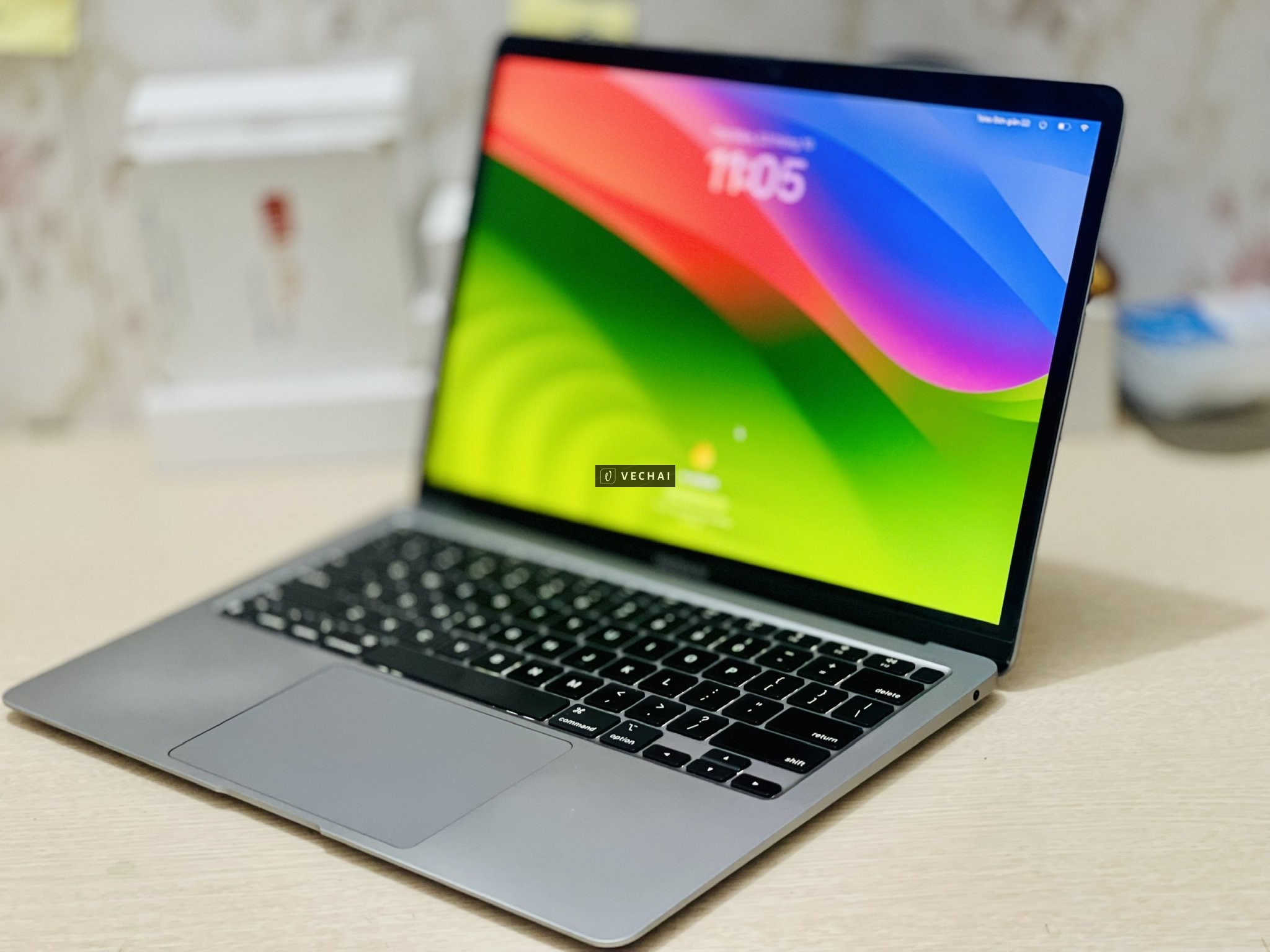 Khám Phá MacBook Air M1/8GB/256GB màu Gray chỉ 10tr990k!