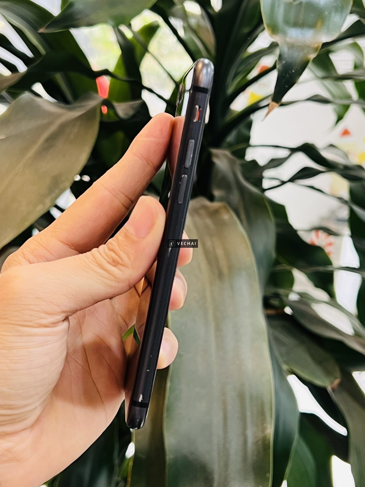 Iphone 8 64G Quốc Tế cắm sim là sử dụng – Bản Quốc tế cắm sim là sử dụng, máy MVT nhưng home vẫn ấn