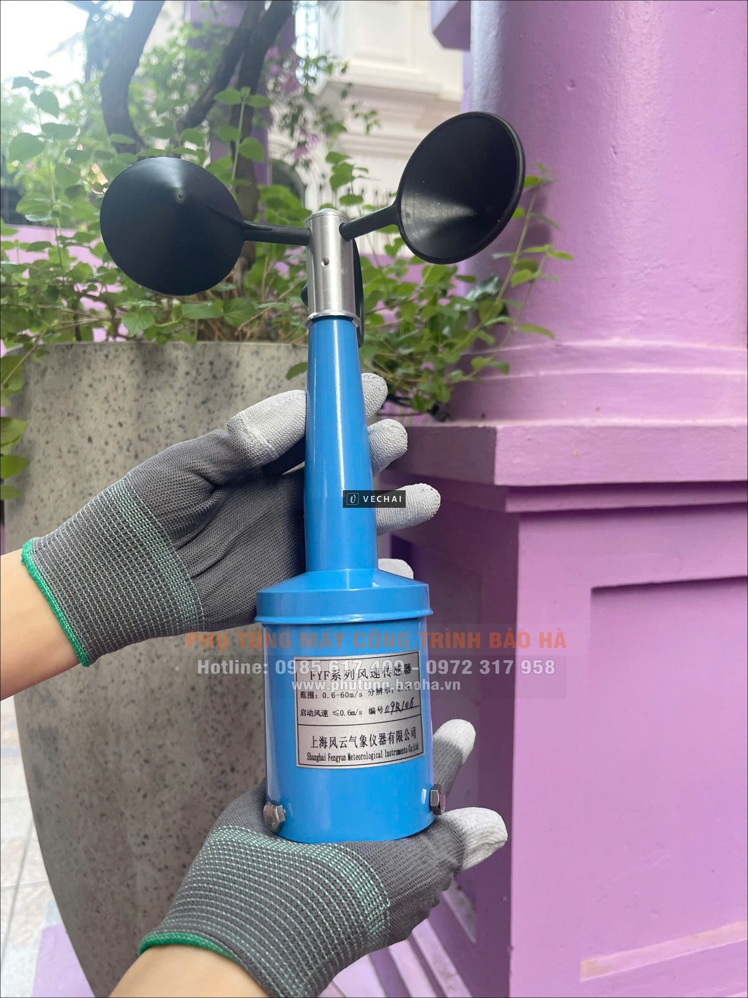 Cảm biến gió FYF 09R106 – Giải pháp giám sát tốc độ gió an toàn cho máy công trình