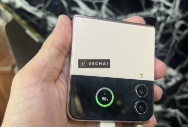 Bán bán cây z flip 4  hư màn trong nguyên zin máy đẹp