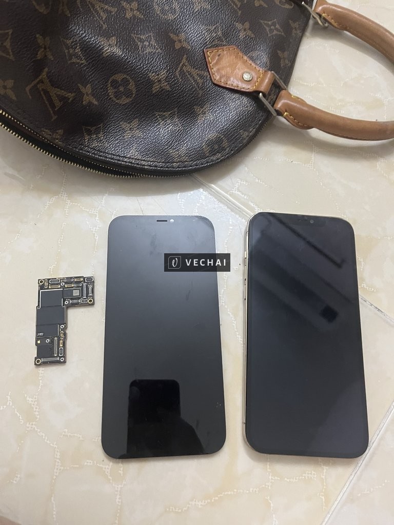 Bán 1 main 12 promax mất emei 2 màn 12 promax liệt cảm 1 cái ố chỗ ic màn