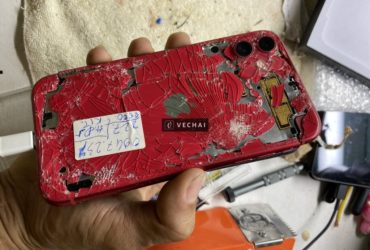 Bán Xác ip 11 mk màn hình,lk còn nguyên dzin