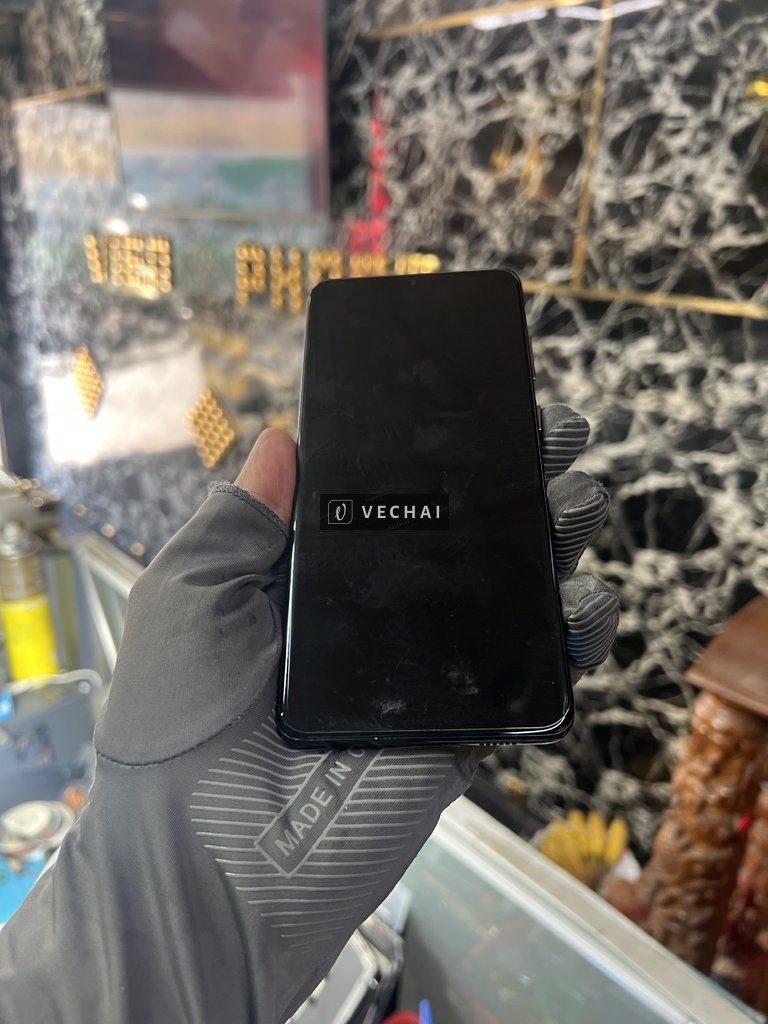 Bán bán cây s20 plus hư màn ,main nguyên zin lên nguồn ok