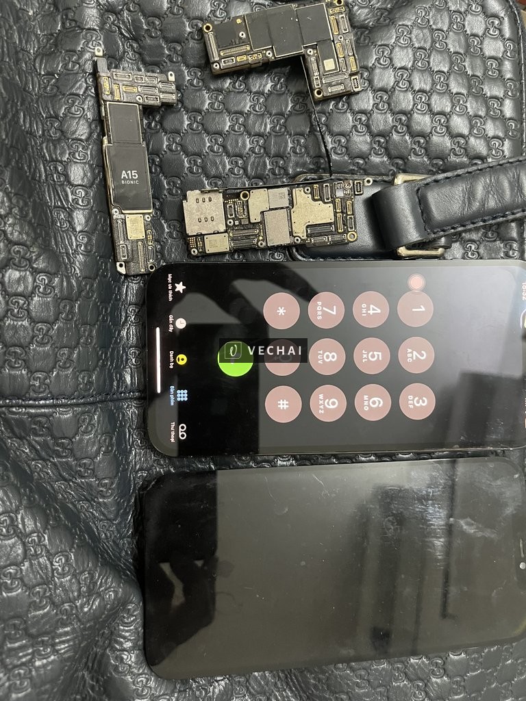 Bán 2 màn 12 promax liệt (1 vàng chỗ ic 1 vàng chỗ góc) + 1 main 12 promax hello 5g + 2 main 13 14 proma