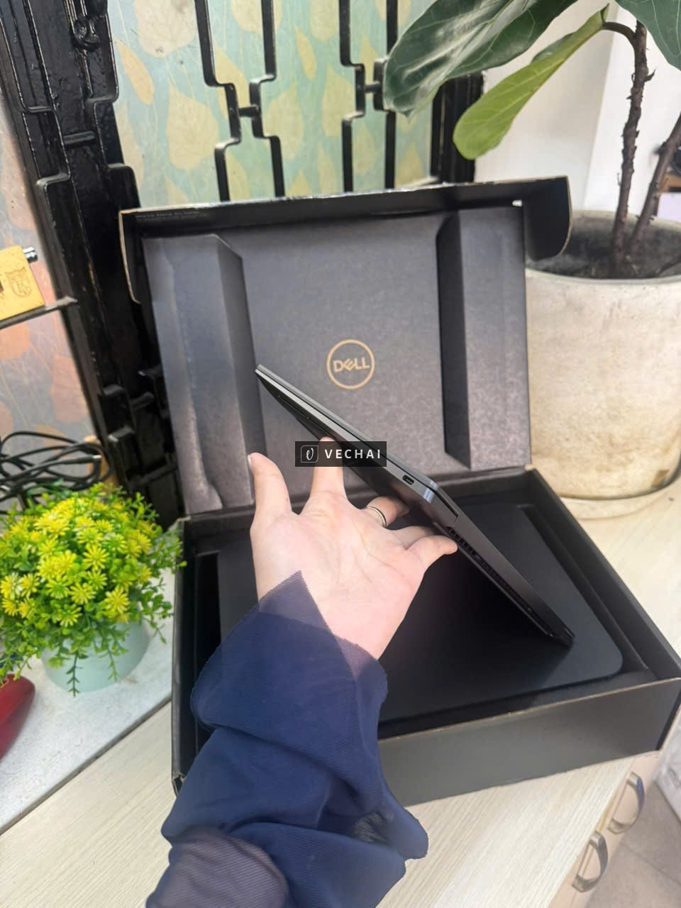 Dell XPS 9350   – Ultra 7 256V/ 16G/ 512 nvme/ FHD/ cam IR led vân/ pin sạc 2 lần/ Intel Arc 140V 8G