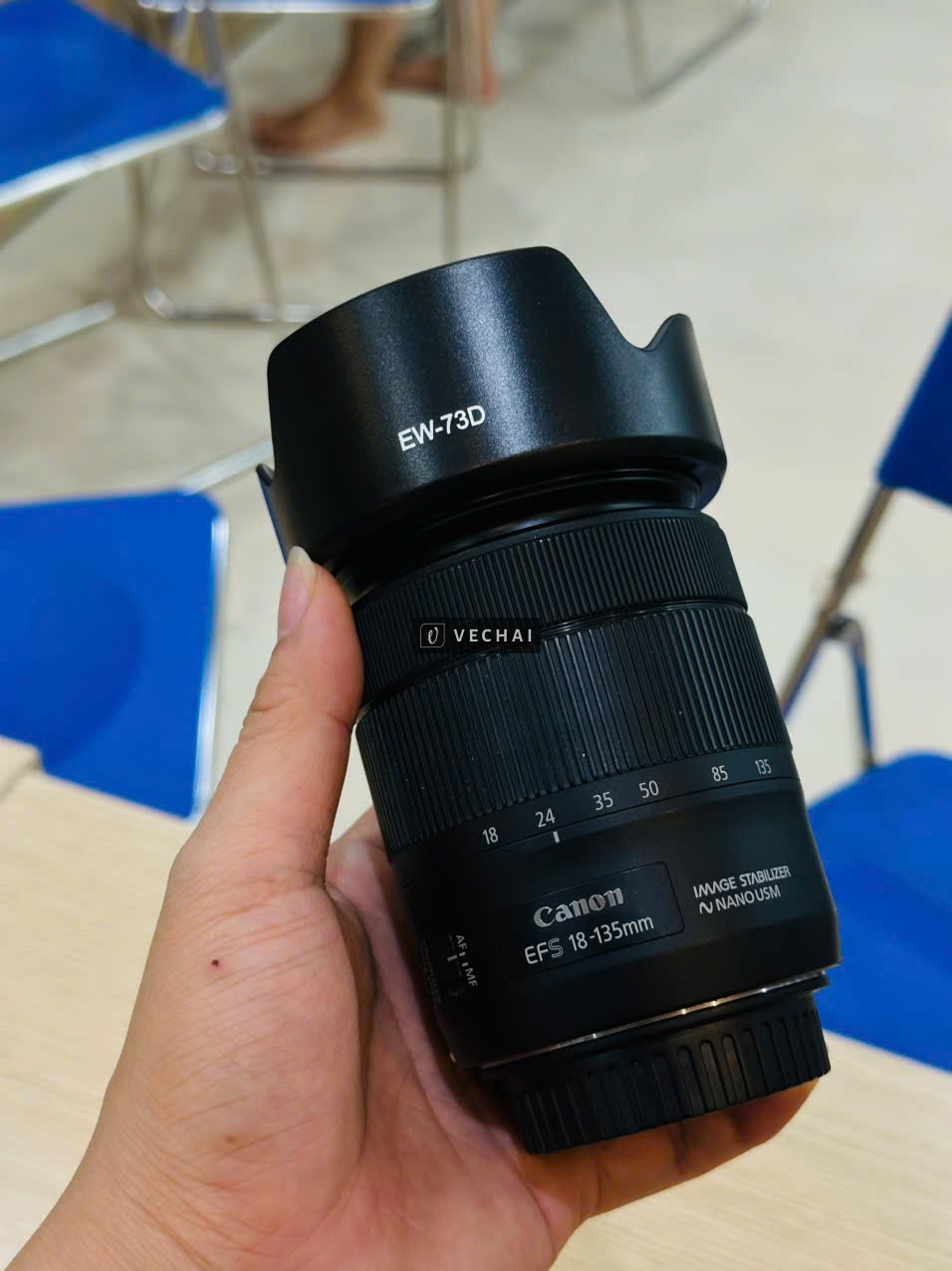 ỐNG KÍNH CANON 18 135 IS USM THANH LÝ – Tình trạng báo ko focus được. nên thanh lý lại giá rẻ cho an