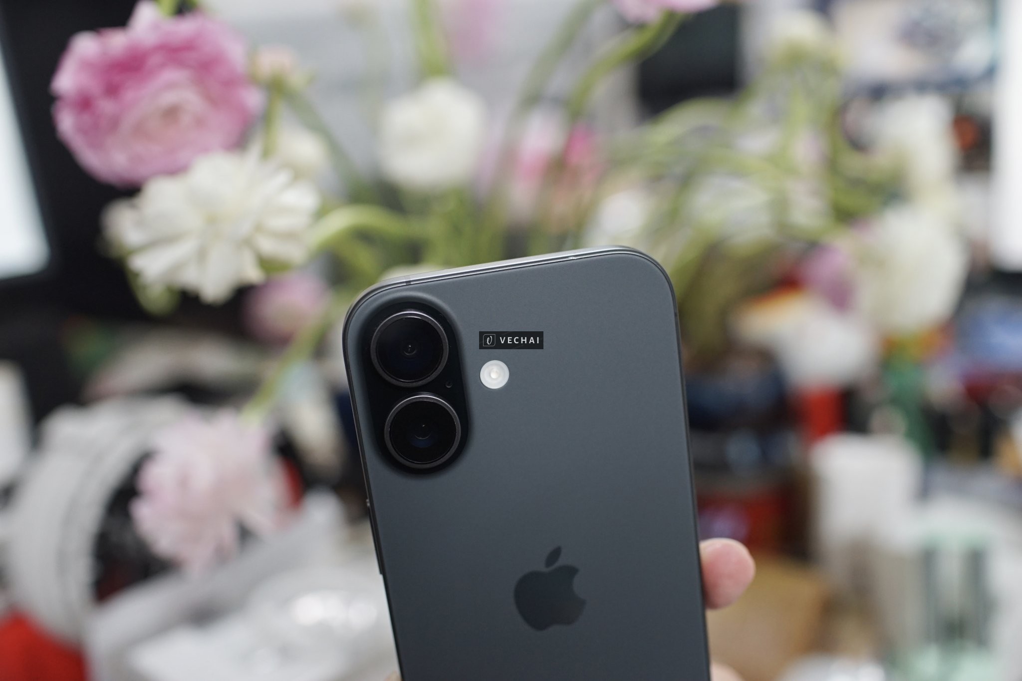 iPhone 17 black 256Gb – quốc tế 2 sim 5G chưa act  xách tay LL/a…