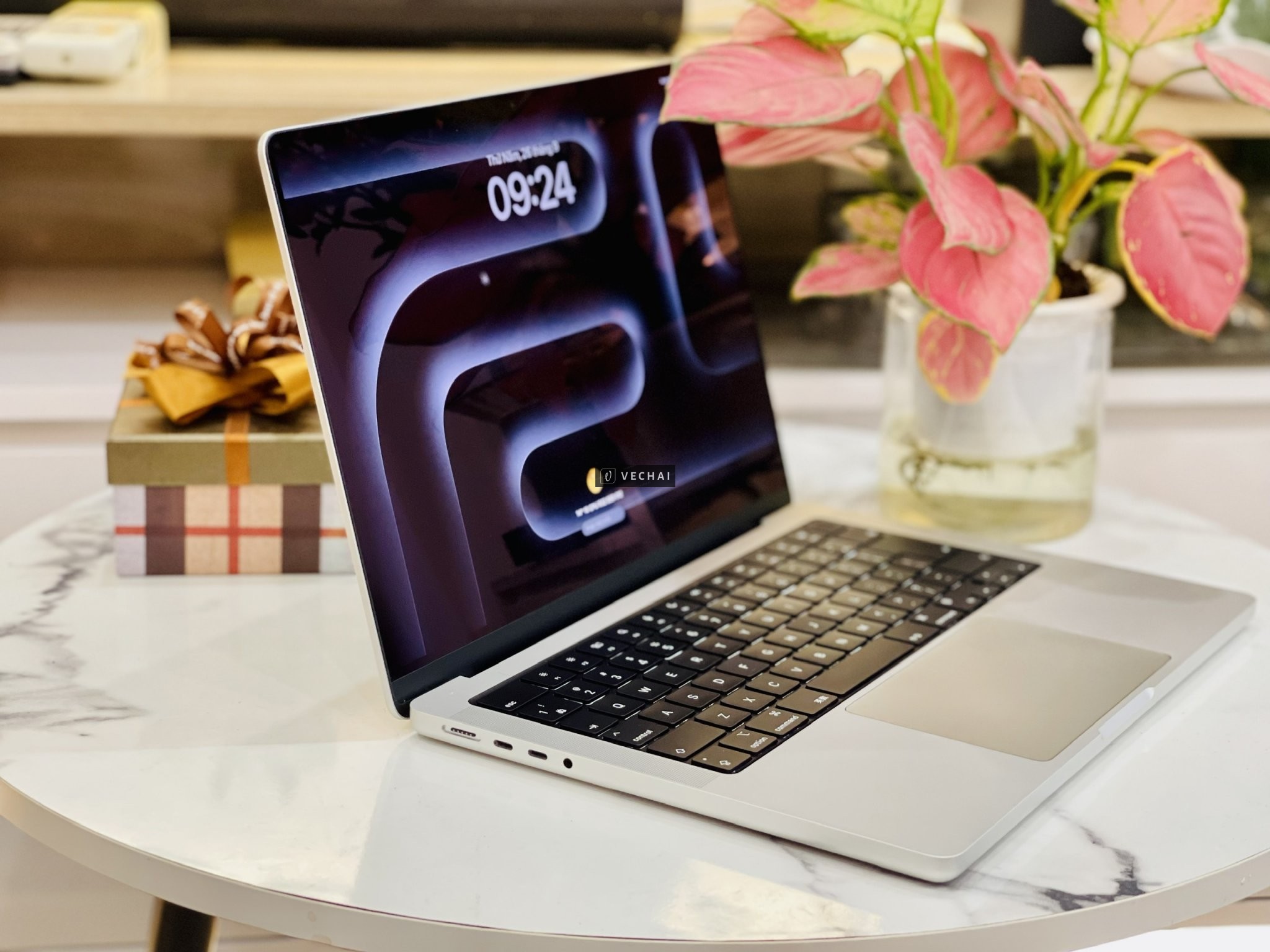 MacBook Pro 14" | M1 Pro | 10 Core CPU | 16 GPU | 32GB RAM | 512GB SSD | Giá: 25.888.000₫