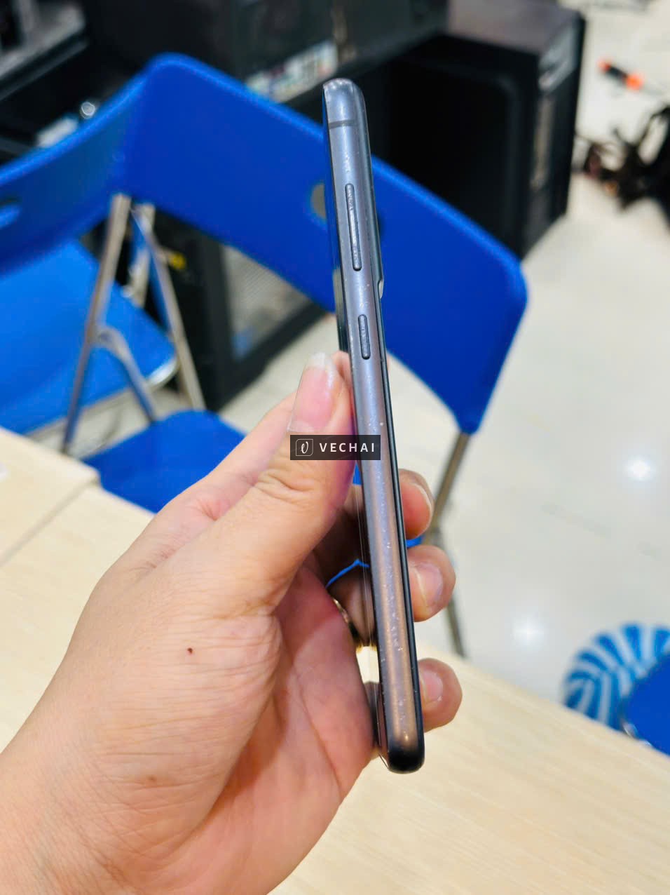 SAMSUNG S21 FE 5G 6/128GB CHÍNH HÃNG LẮP 2 SIM THANH LÝ – Tình trạng sọc màn như trong ảnh – Mọi chứ