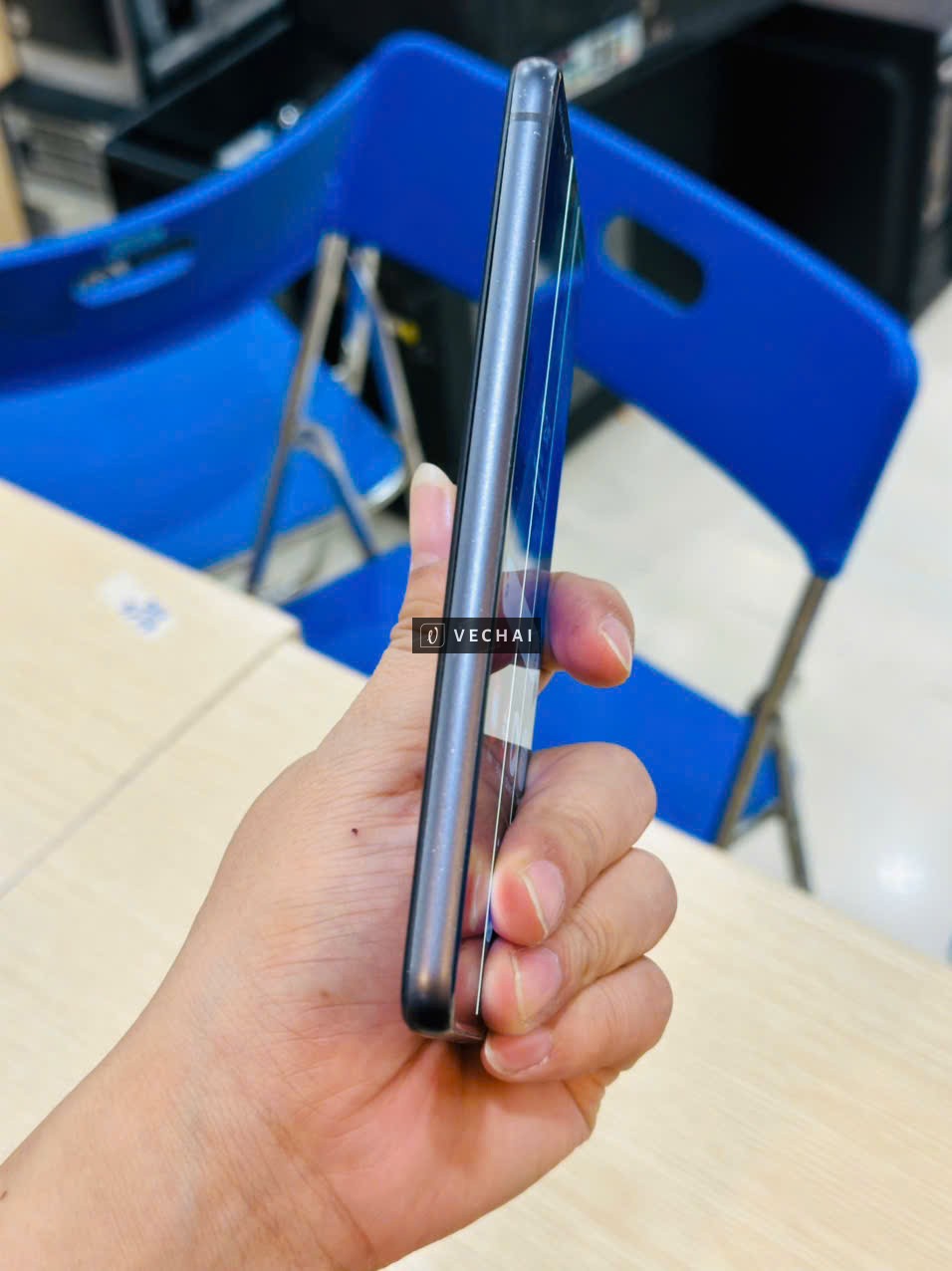 SAMSUNG S21 FE 5G 6/128GB CHÍNH HÃNG LẮP 2 SIM THANH LÝ – Tình trạng sọc màn như trong ảnh – Mọi chứ