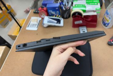 Thinkpad E595   – Ryzen 7 3700U 8GB 256GB Nvme / FHD đốm nhỏ sát góc/ cam mic/ pin excellent 42k