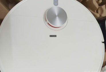 Robot hút bụi lau nhà Xiaomi S40 — Like New