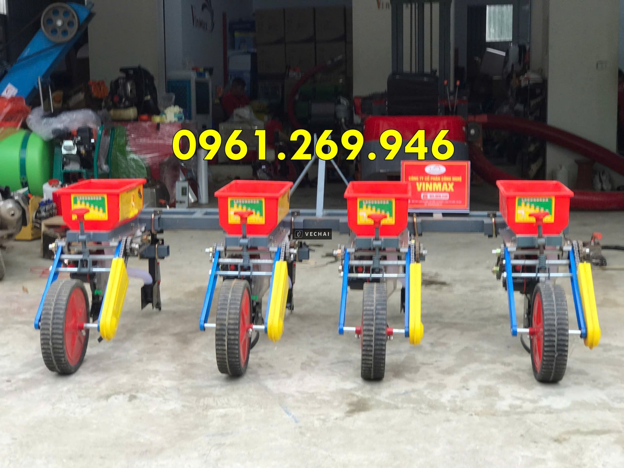 Máy gieo hạt 4 hàng gắn máy kéo Turbo TB04