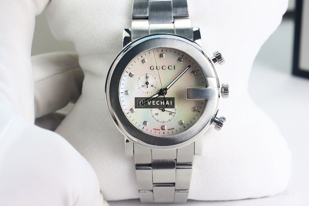 ĐH Nam Gucci 6 Kim Chronograph, mặt Xà Cừ, Cọc số Kim Cương, Dây thép; Size 44mm