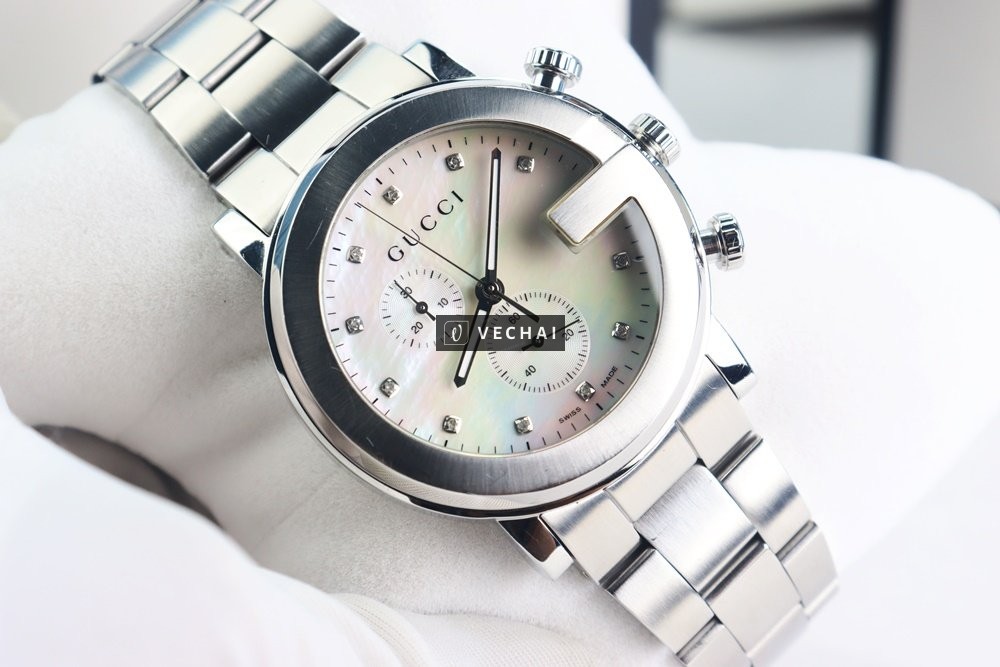 ĐH Nam Gucci 6 Kim Chronograph, mặt Xà Cừ, Cọc số Kim Cương, Dây thép; Size 44mm