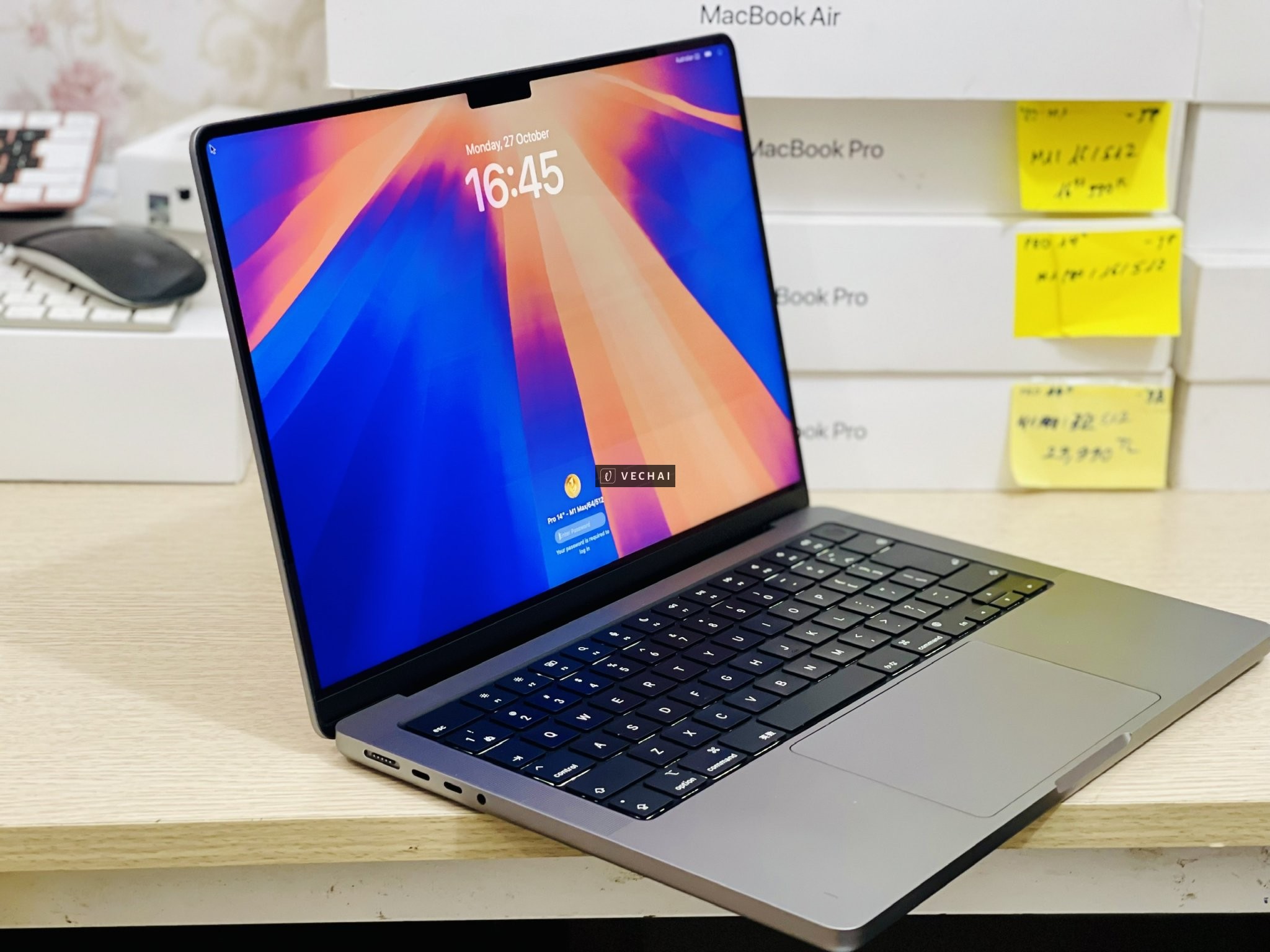 Khám Phá Sức Mạnh Với MacBook Pro 14" – M1 Max/64GB/512GB!