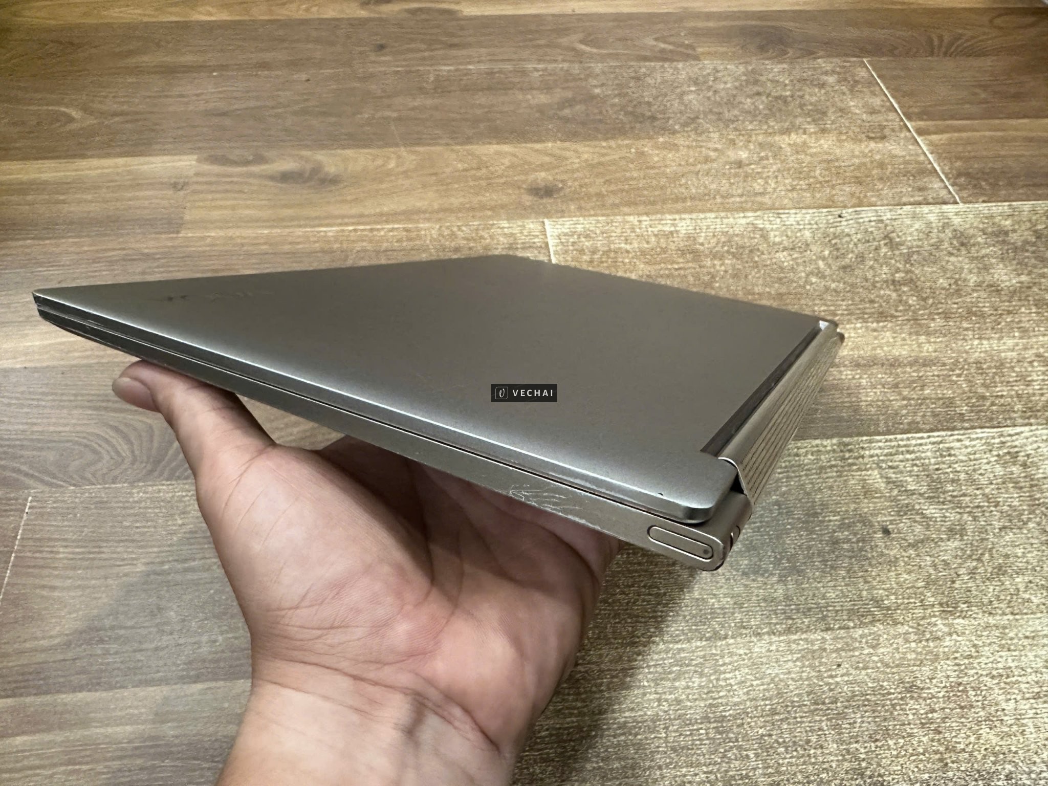 Thanh lý Yoga 9i-14ITL5 i7-1185G7/16/128 – FHD Nứt Kính