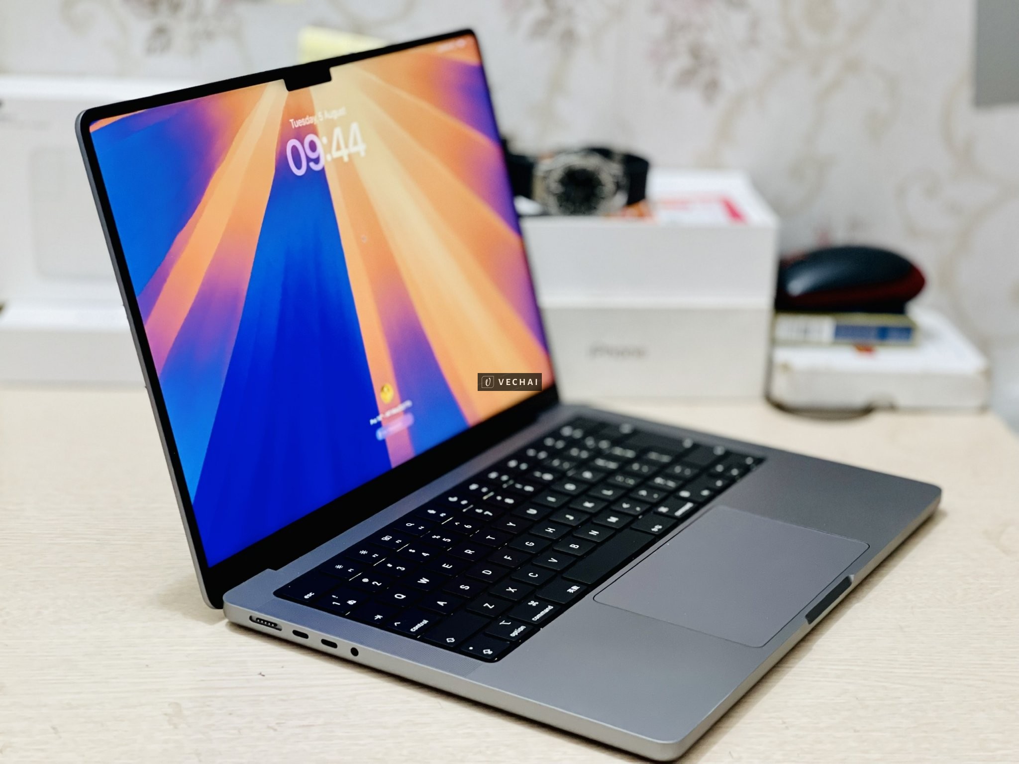 MacBook Pro 14" – M1 Max/32GB/1TB – 32GPU: Đối Tác Đáng Tin Cậy!