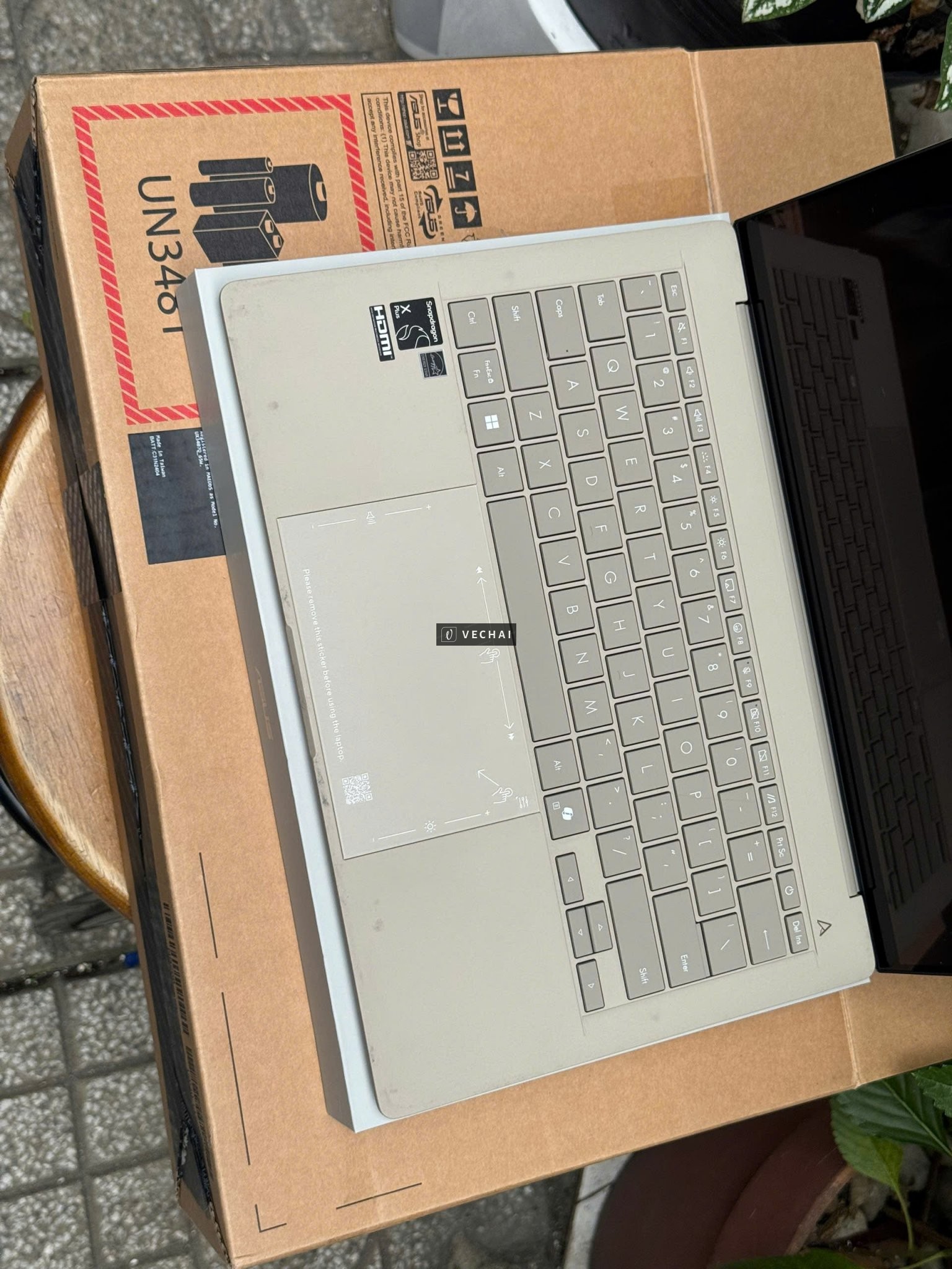 ASUS Zenbook A14 2025   | Snapdragon X Plus – 16GB/ 512GB/ FHD -400 nits OLED/ CAM IR LED/ PIN 68K