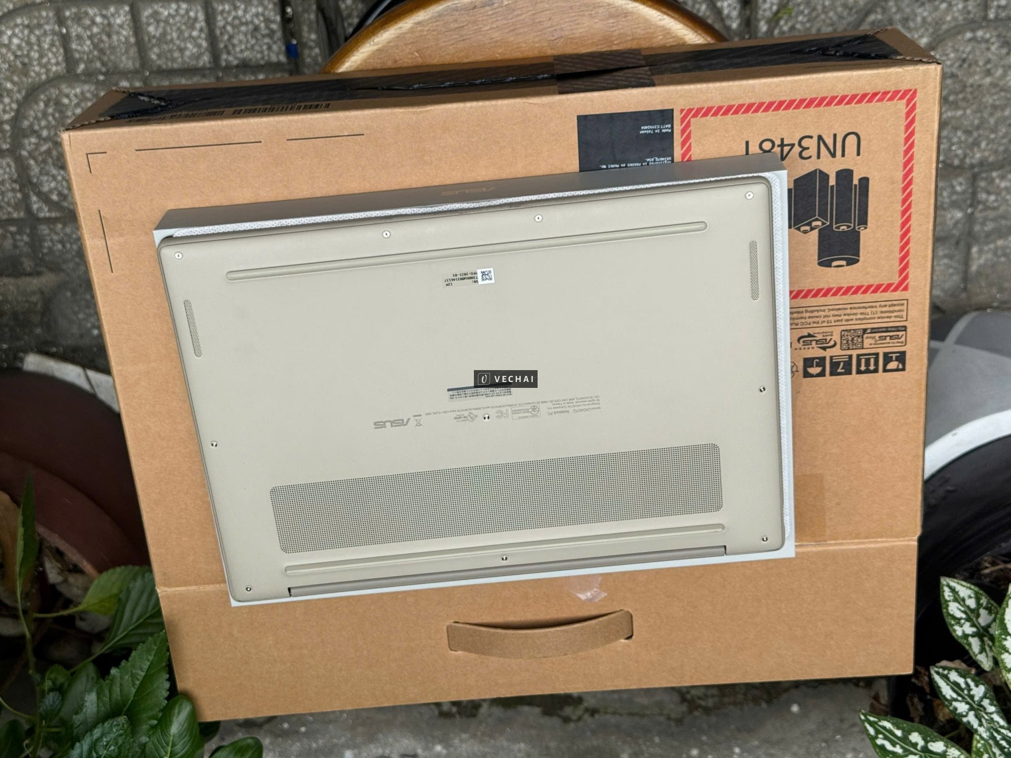 ASUS Zenbook A14 2025   | Snapdragon X Plus – 16GB/ 512GB/ FHD -400 nits OLED/ CAM IR LED/ PIN 68K