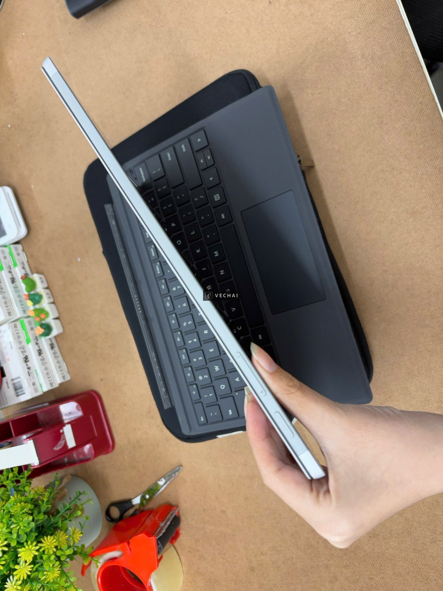 ♥️Surface Pro 7   i5-1035G4/ 8GB/ 256GB nvme/ 3k touch/ camir/ pin full 46k 1 lần sạc / id 7584E