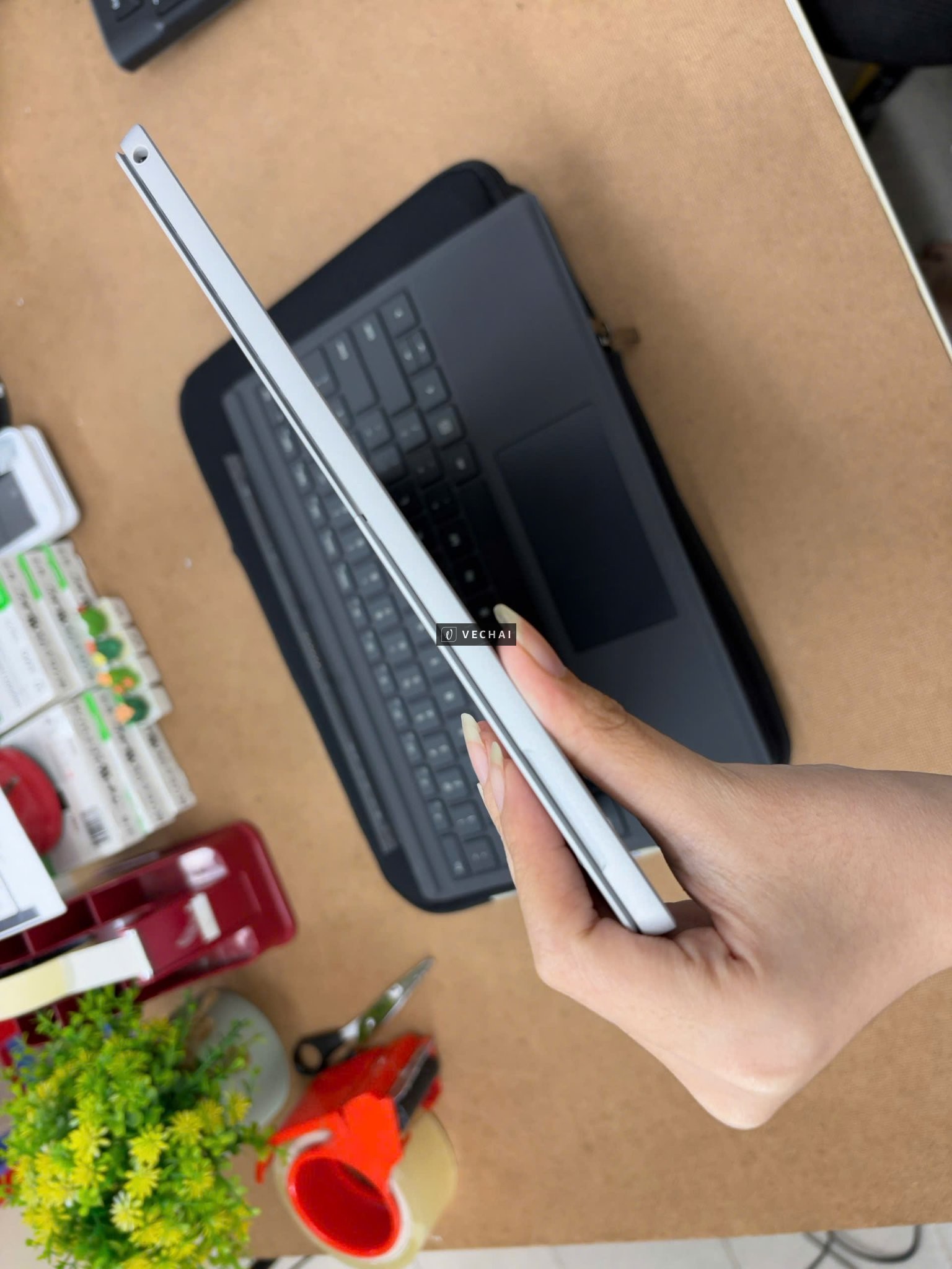 ♥️Surface Pro 7   i5-1035G4/ 8GB/ 256GB nvme/ 3k touch/ camir/ pin full 46k 1 lần sạc / id 7584E