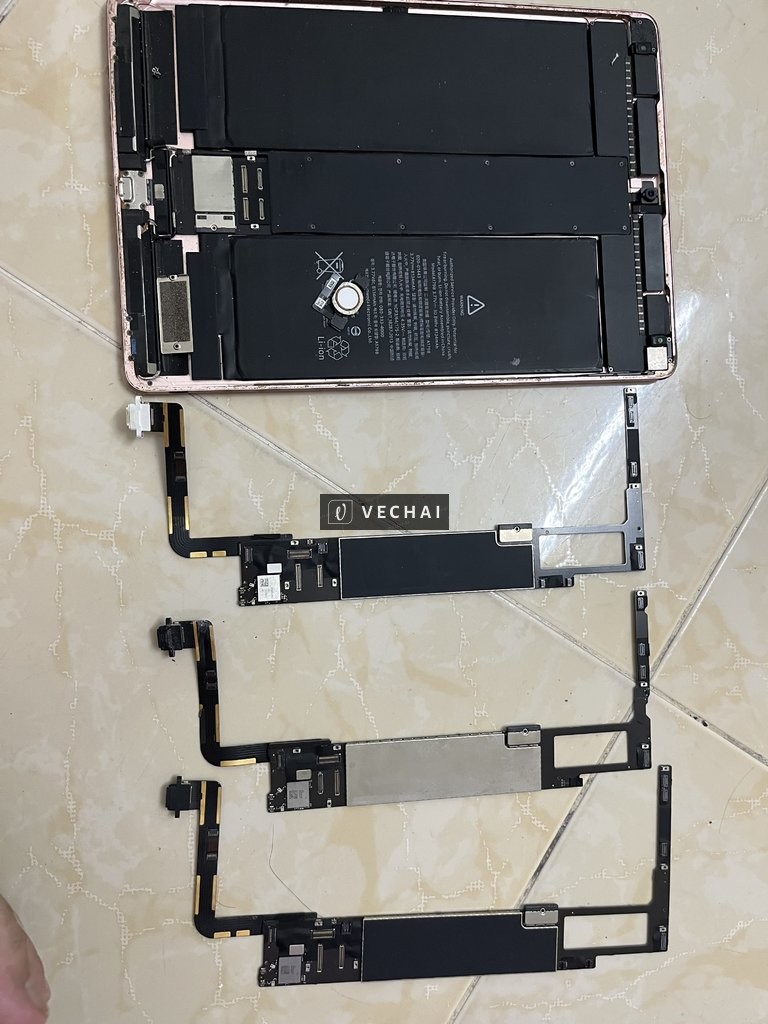 Bán cụm ipad pro 10.5 A1701 vỏ keng bọc keo hello + 3 main ipad gen 6 7 8