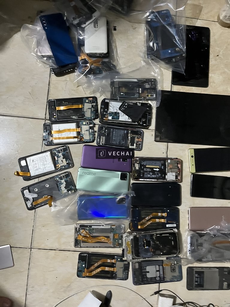 Bán 28 xác xiaomi oppo nokia sony samsung A20 A50 A920 …. đời cao kèm mớ linh kiện zin