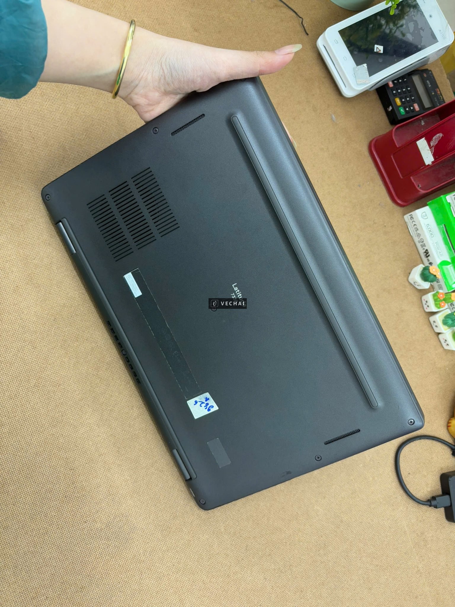 Dell Latitude 7330   | i7 1265U/ 16GB/ 256GB/ FHD TOUCH 300nits/ CAM IR LED/ PIN EXCELLENT 31K