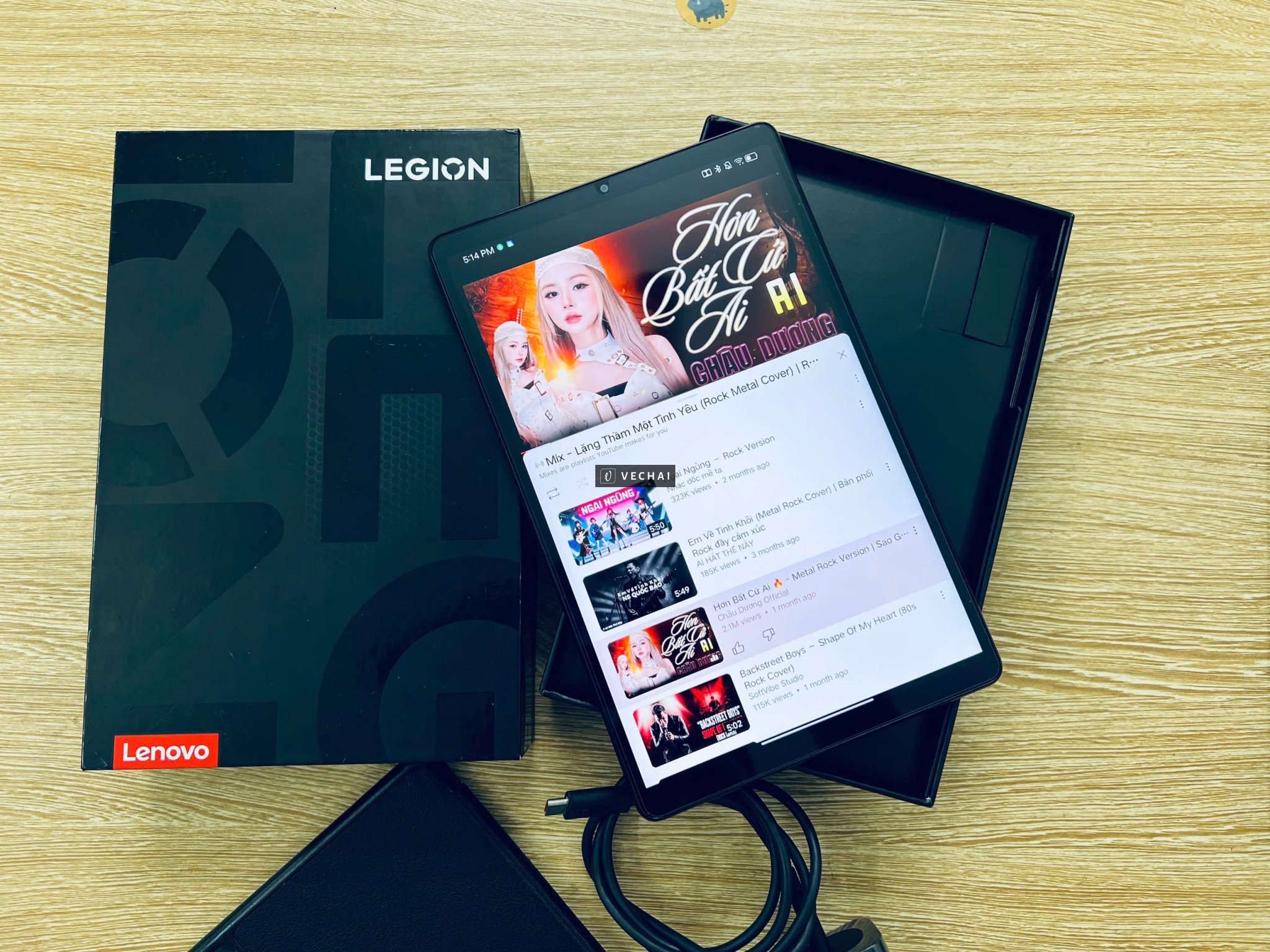 Máy tính bảng chơi game Lenovo Y700 thế hệ thứ 3 Legion Snapdragon8 Gen3 Android 8,8 inch 2560 * 160
