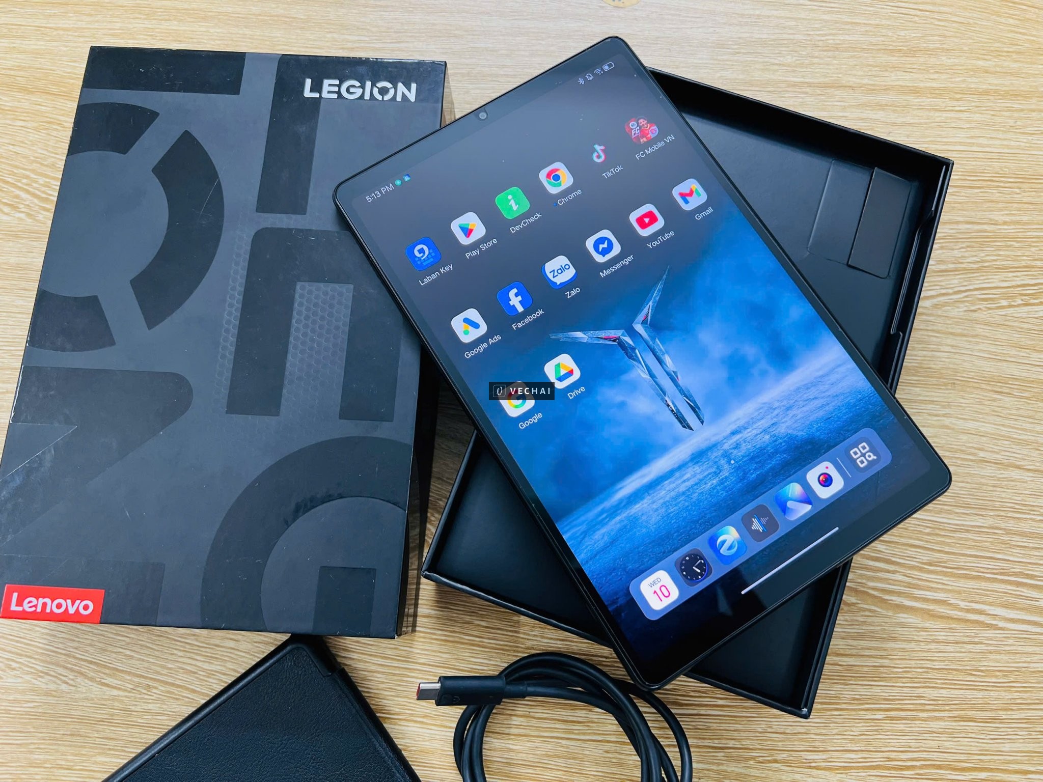 Máy tính bảng chơi game Lenovo Y700 thế hệ thứ 3 Legion Snapdragon8 Gen3 Android 8,8 inch 2560 * 160