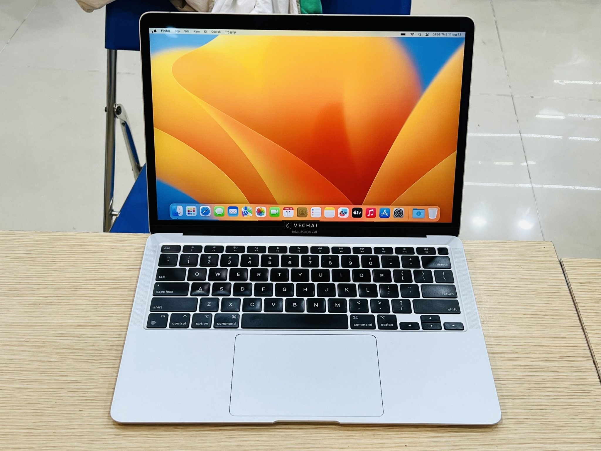 MACBOOK AIR M1 8 256GB CHÍNH HÃNG VIỆT NAM