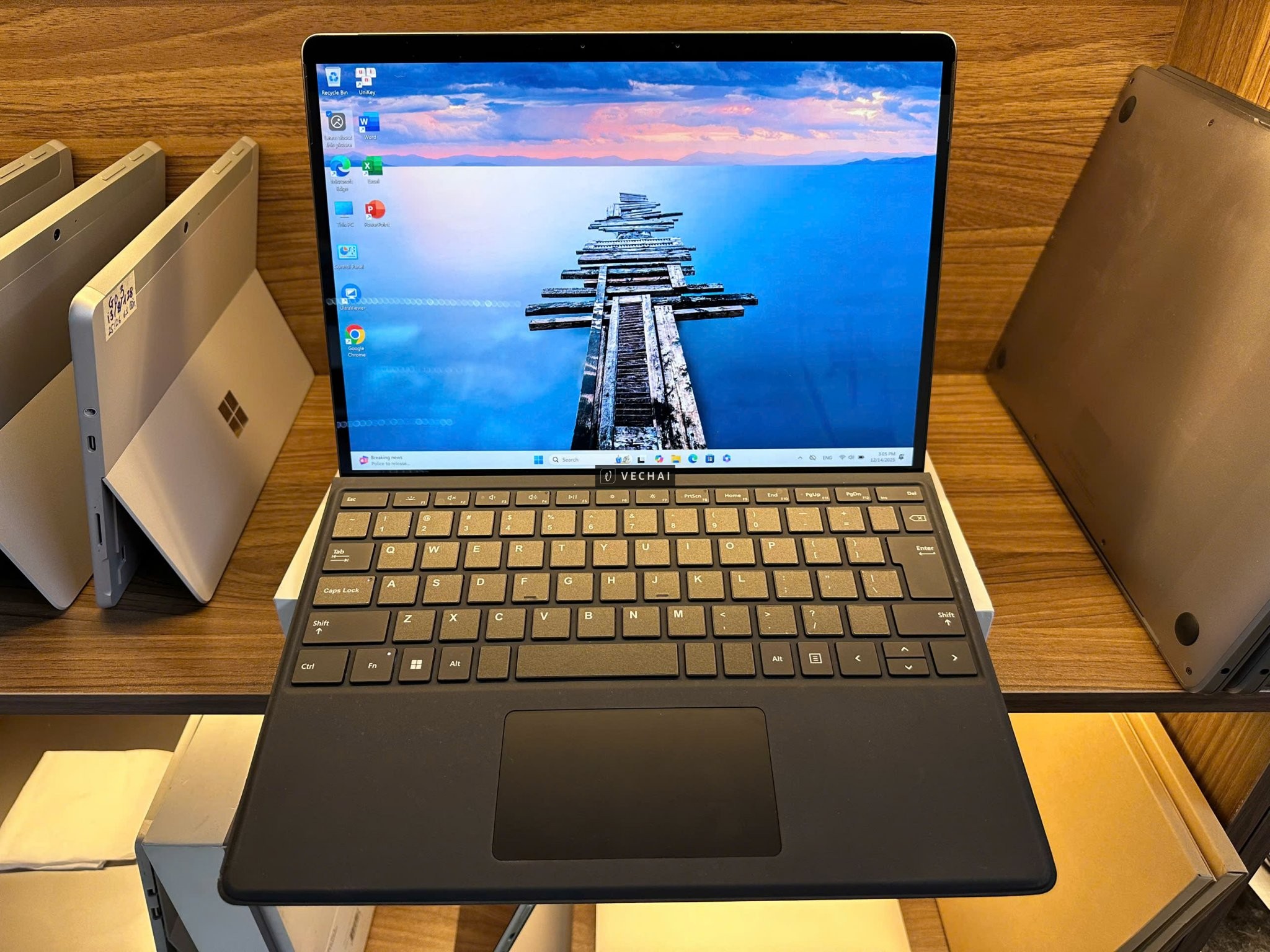 Pro 8 i5/8/256G đẹp 97%, em thanh lý giá Pro 7 Giá: 13tr5 – rẻ hơn thị trường vài triệu