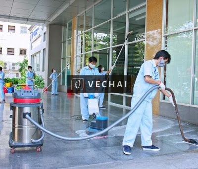 Dọn Dẹp Nhà Cửa Bằng Máy Móc Công Nghiệp Hiện Đại: Giải Pháp "Lột Xác" Tổ Ấm Nhanh Chóng, Sạch SâuBạ