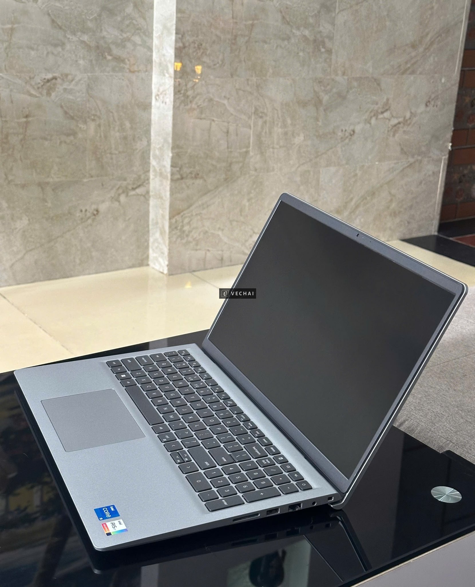 Dell Vostro 3530 Core i5-1335U, RAM 16GB, SSD 512GB, VGA Intel Iris Xe Graphics, 15.6" FHD_ 120Hz