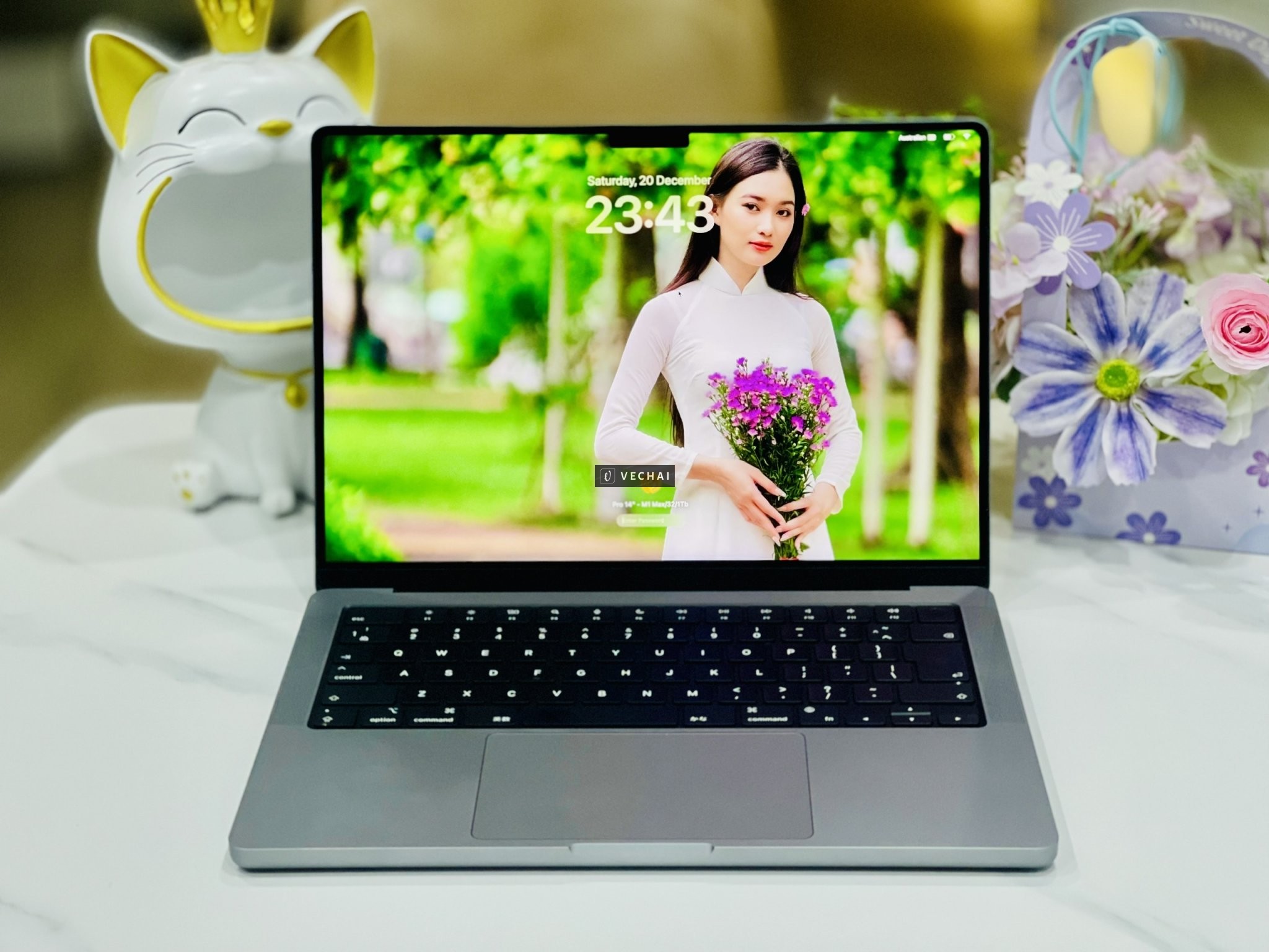 MacBook Pro 14" | M1 Max | 32GB RAM | 1TB SSD | 32 GPU | Giá: 31.990.000₫