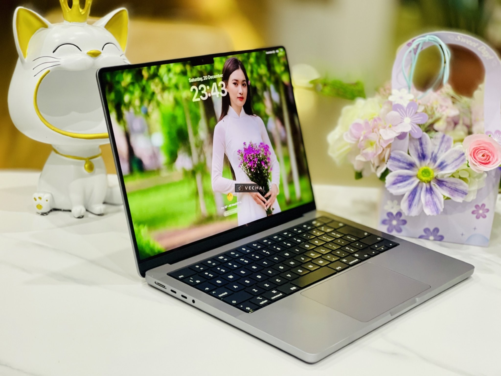 MacBook Pro 14" | M1 Max | 32GB RAM | 1TB SSD | 32 GPU | Giá: 31.990.000₫