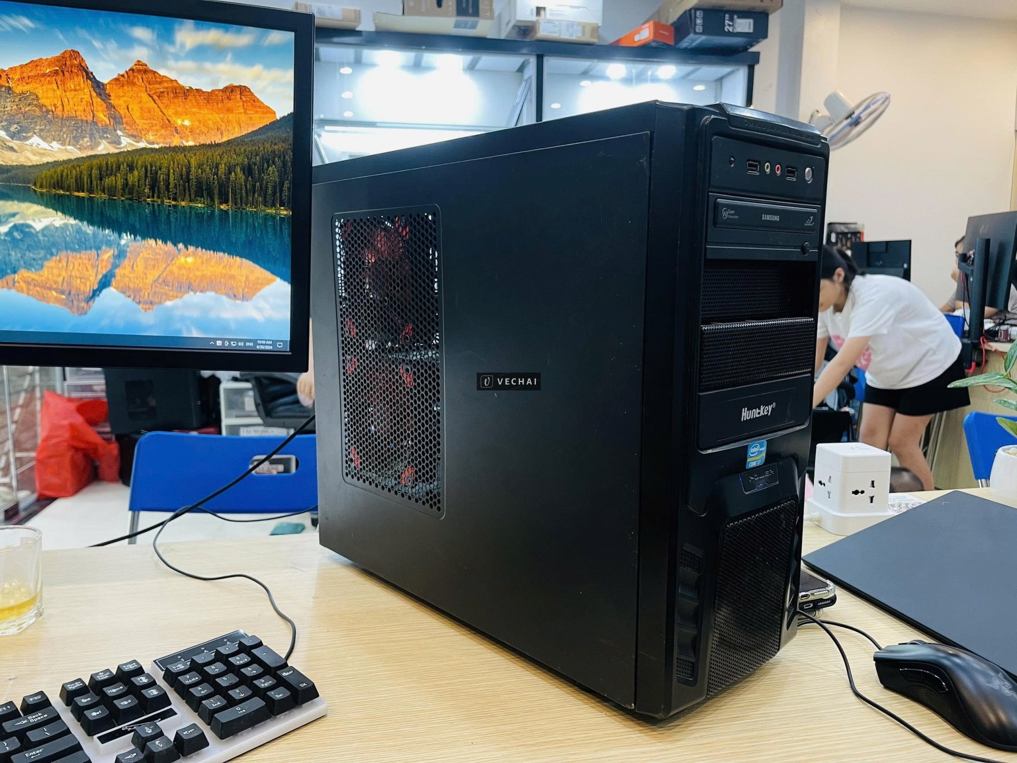 Thanh lý máy case chip Intel Xeon E3-1220 V3  Ram 8Gb SSD 128Gb + 1Tb HDD VGA RX470 8Gb – thông số: