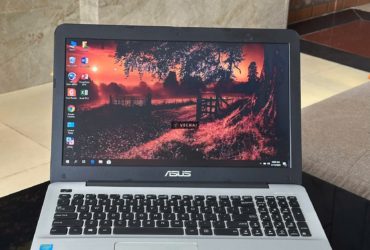 Asus X555LAB Core i3-4005U, RAM 4GB, SSD 120GB, VGA Intel HD Graphics 4400, 15.6" HD