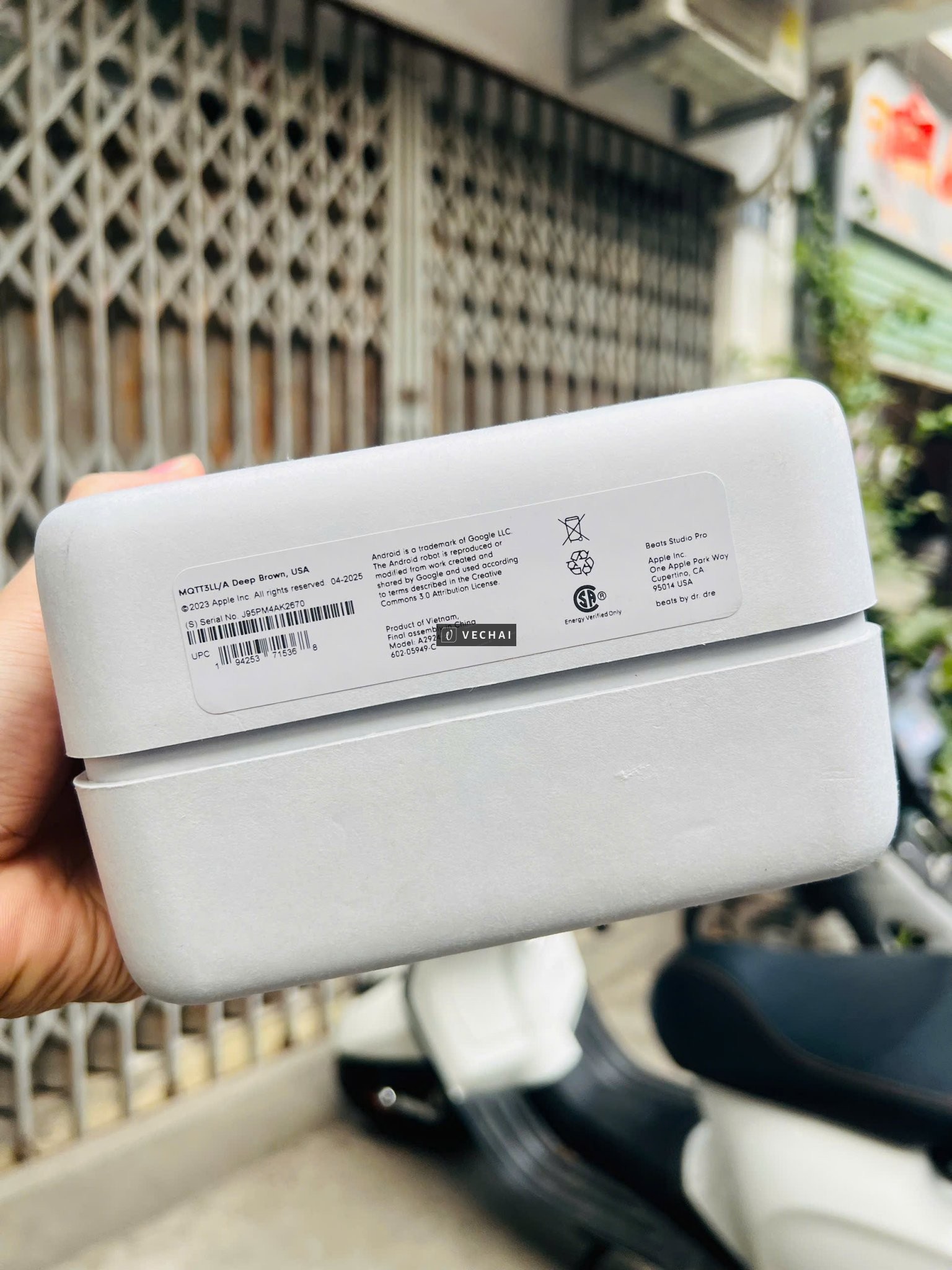 Tai nghe Bluetooth chụp tai Beats Studio Pro USB C  – Hàng newseal mới 100% nguyên hộp chưa sử dụng