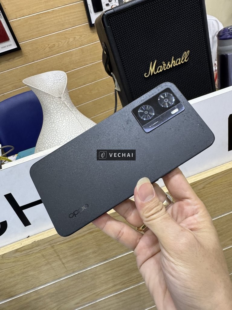 Bán Oppo A57 hư màn 550k