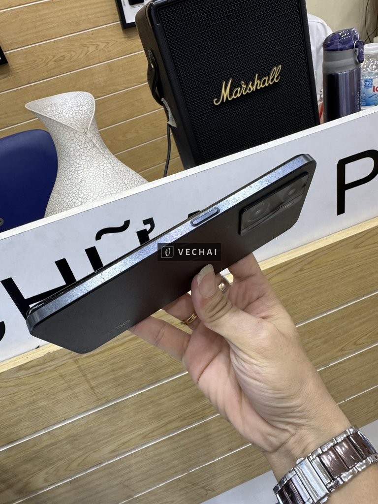 Bán Oppo A57 hư màn 550k