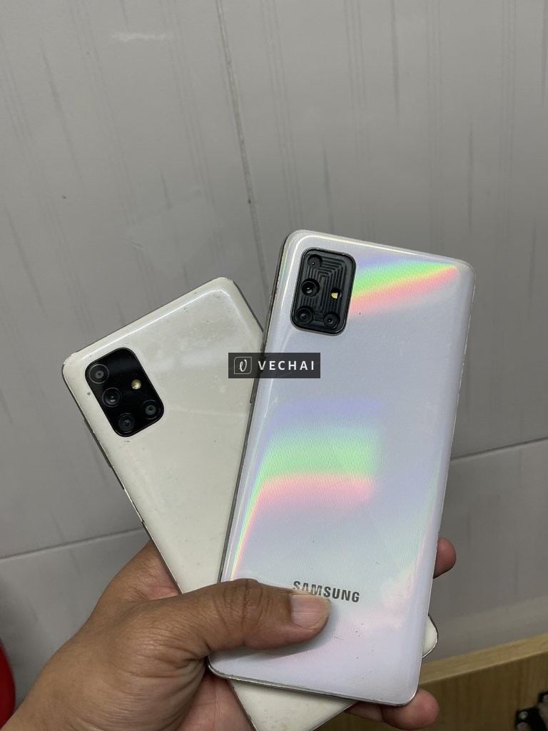 Bán Hai cụm ss M51 và a71