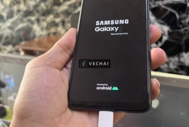 Bán bán cây samsung a23 zin  bị khởi động lại