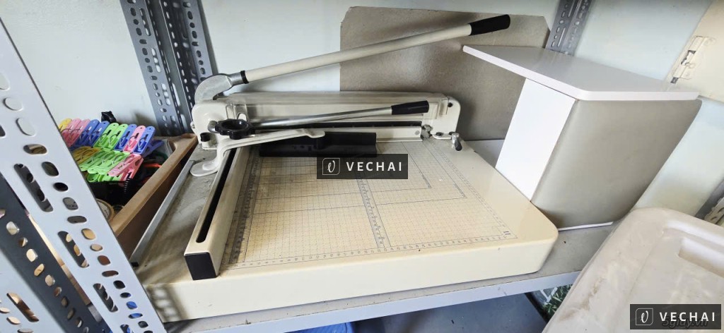 Dọn kho thanh lý cân nhơn hòa , máy cắt giấy photocopy