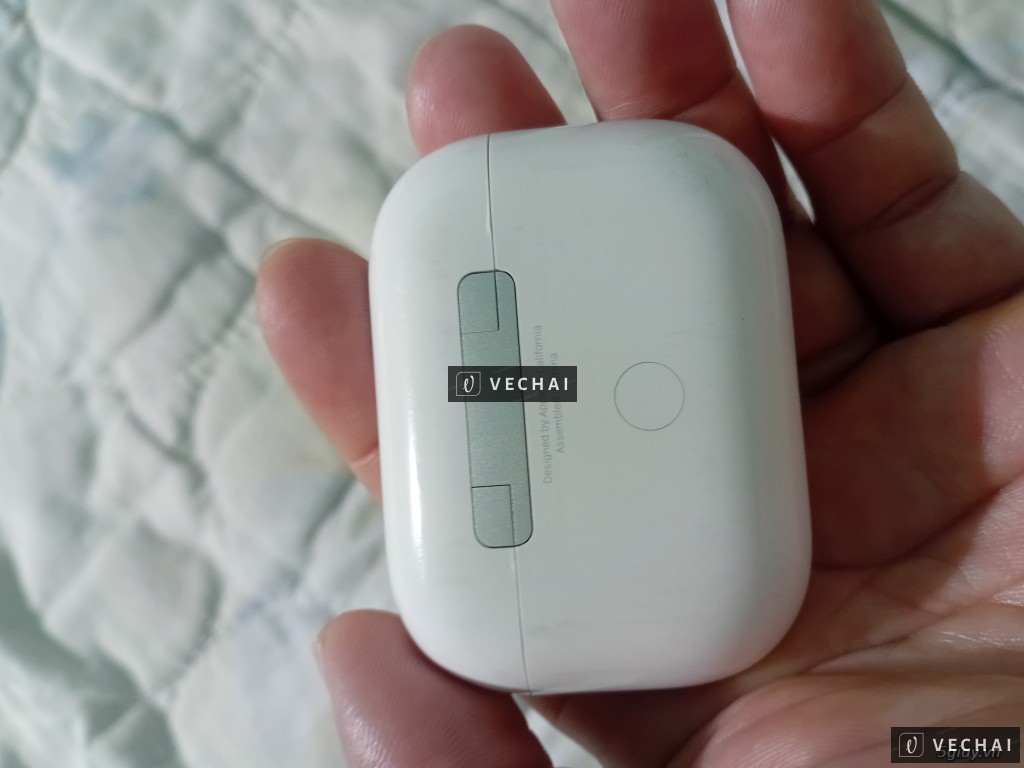 Thanh lý Hộp sạc airpods pro 2 like new 99%