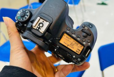 CANON 70D BÁO LỖI 70 CHÍNH HÃNG LÊ BẢO MINH NGUYÊN TEM  – Tình trạng máy báo lỗi erro 70  – a em về