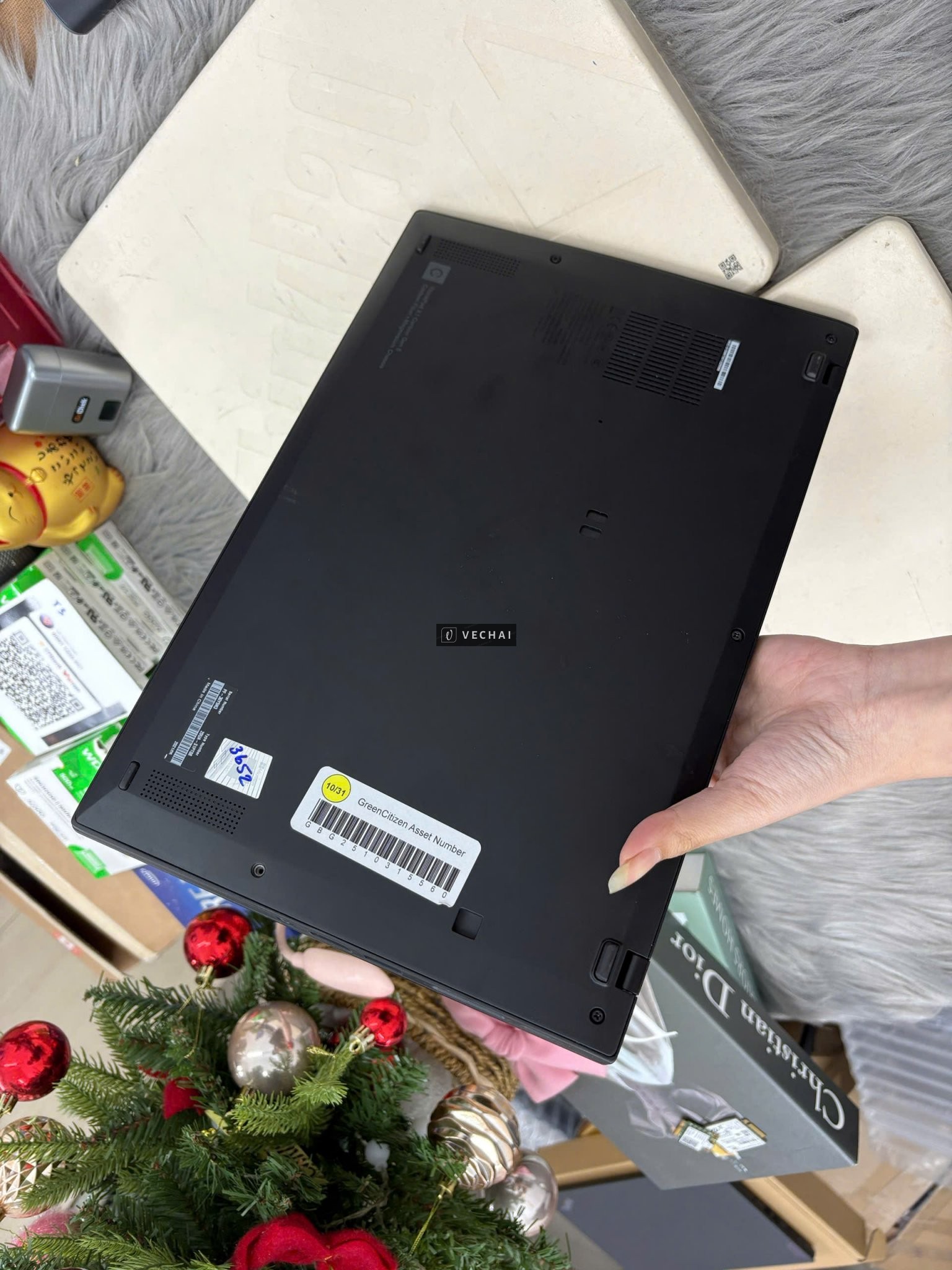 Thinkpad X1 Carbon G8   i7 10610U/ 16GB/ 256GB nvmd/ FHD/ Cam,led,vân/ PIN excellent 46k 8%